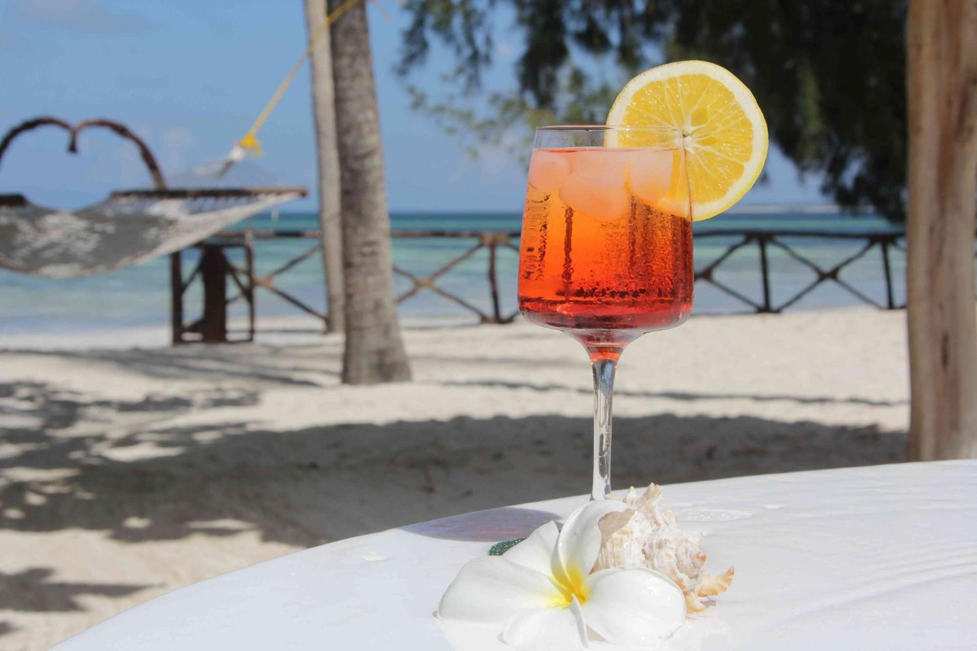 Manolo Beach Resort Uroa Eksteriør bilde