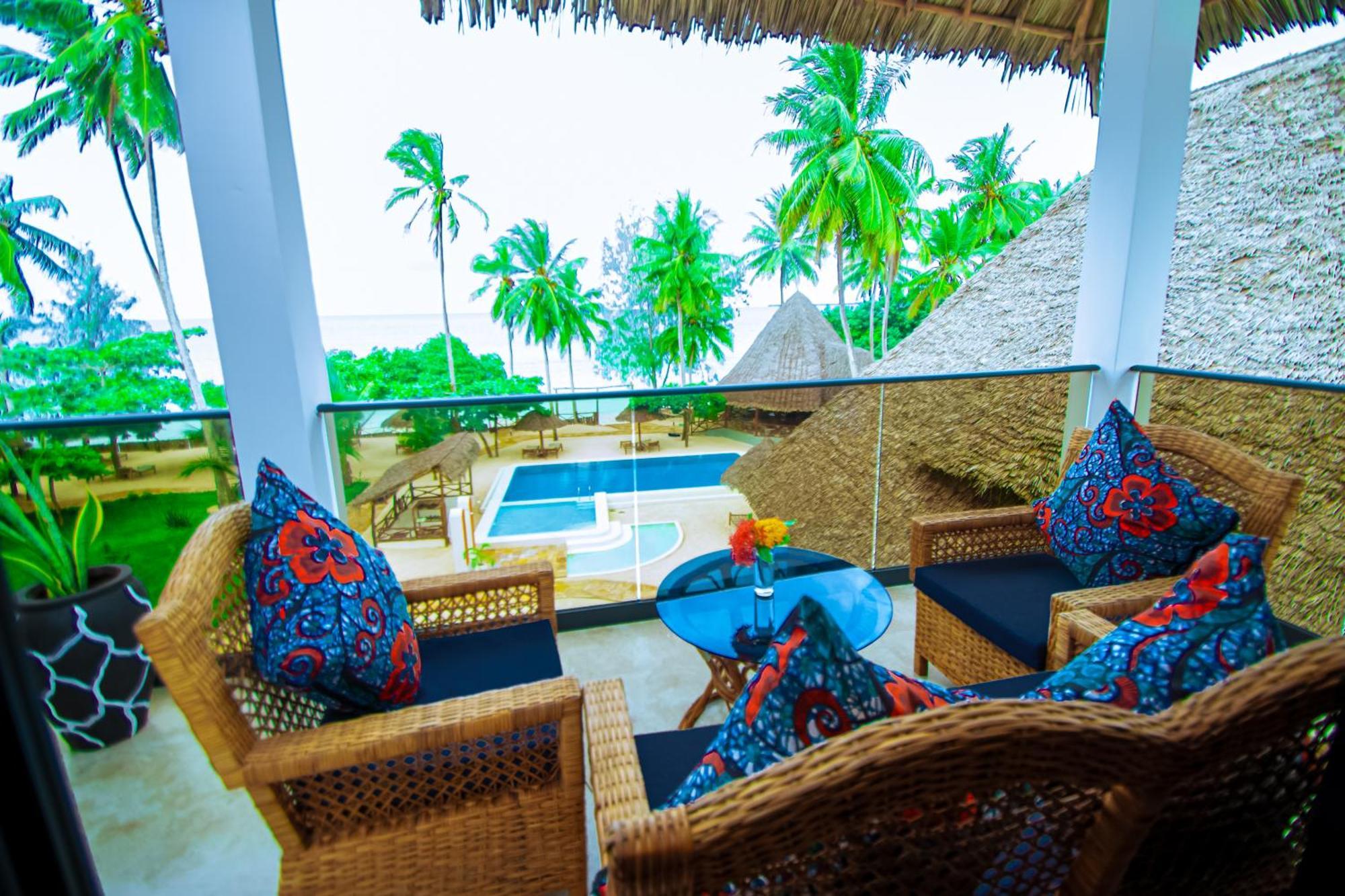 Manolo Beach Resort Uroa Eksteriør bilde