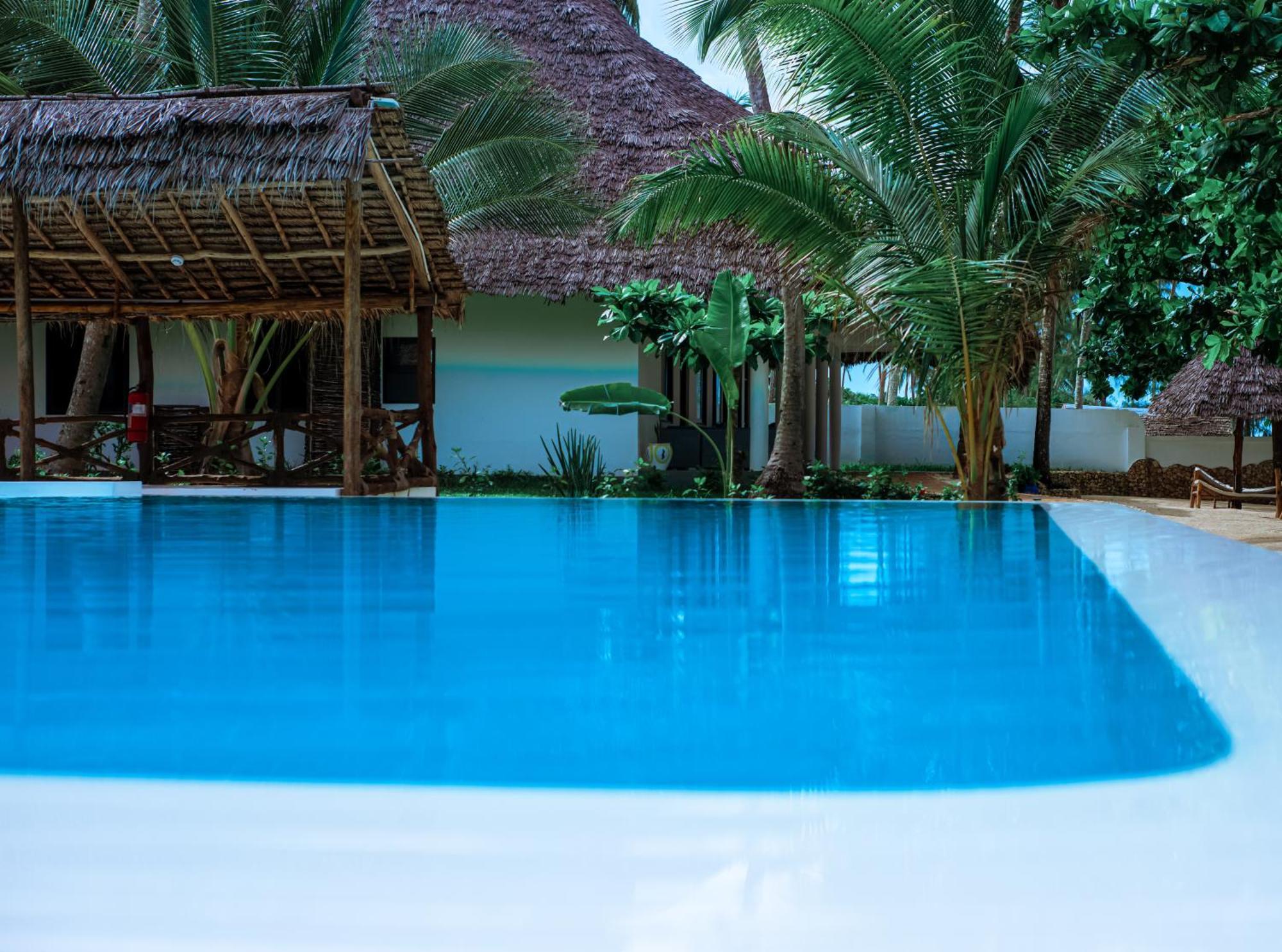 Manolo Beach Resort Uroa Eksteriør bilde